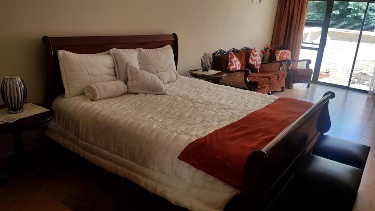 Photo of Bedroom in Houghton Estate