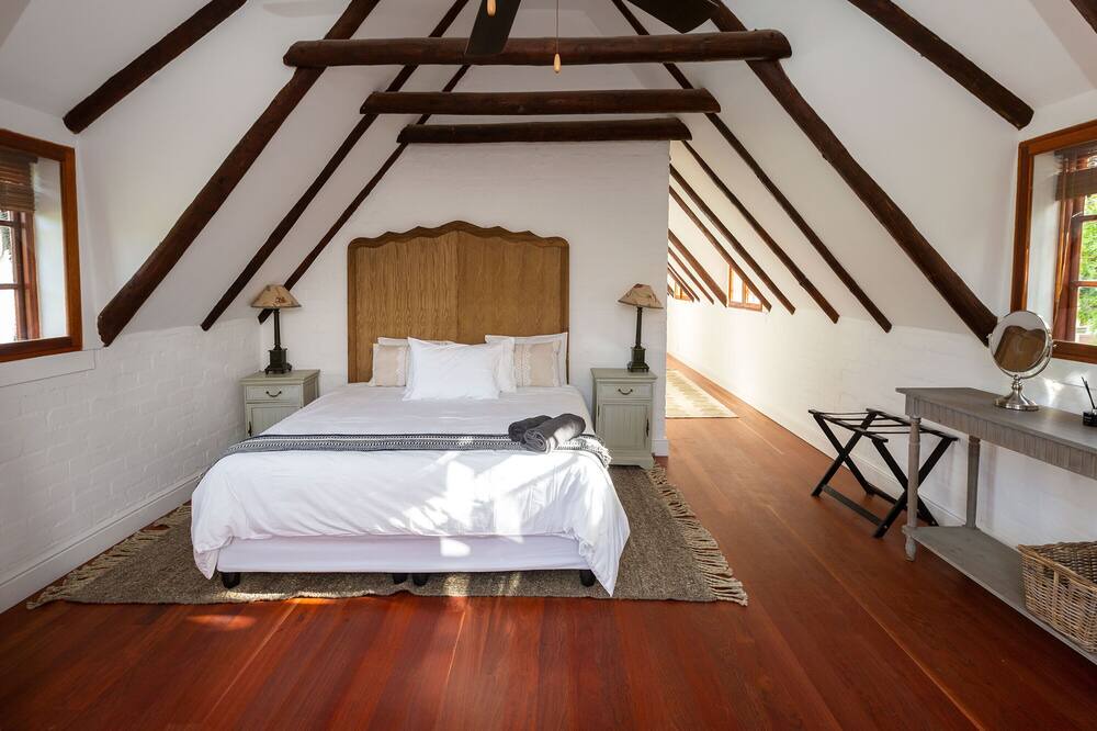 Photo of Bedroom in Somerset West