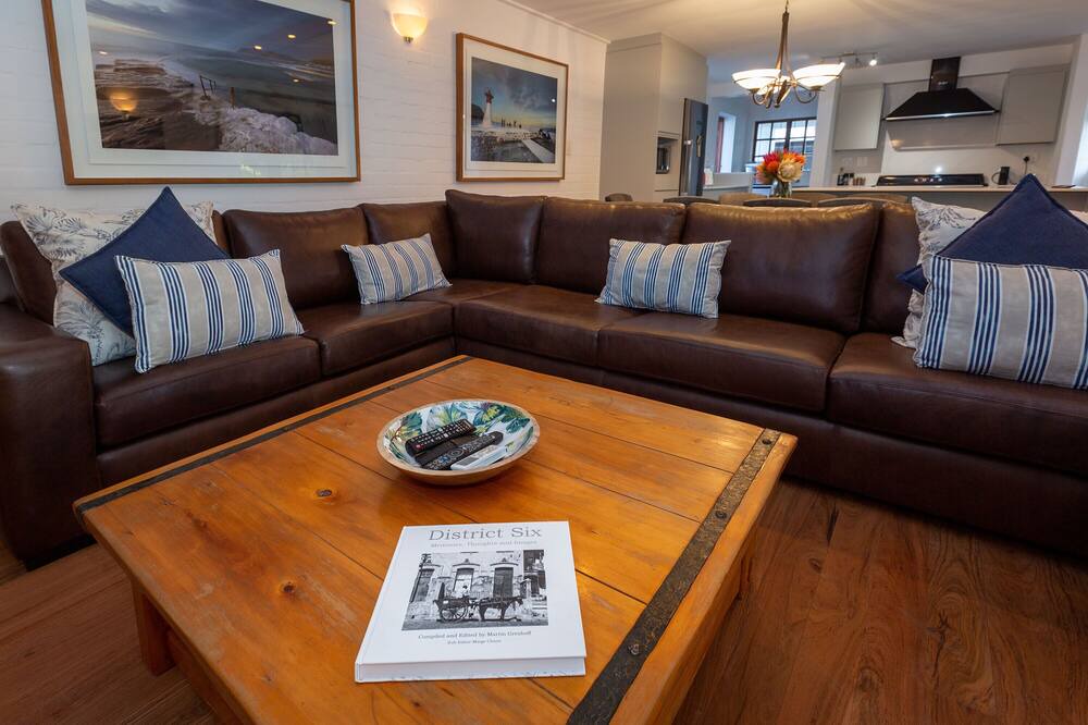 Photo of Livingroom in Somerset West
