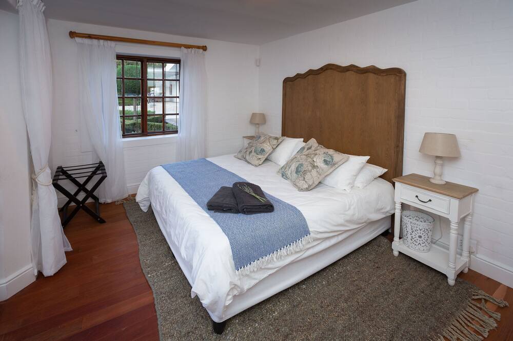 Photo of Bedroom in Somerset West