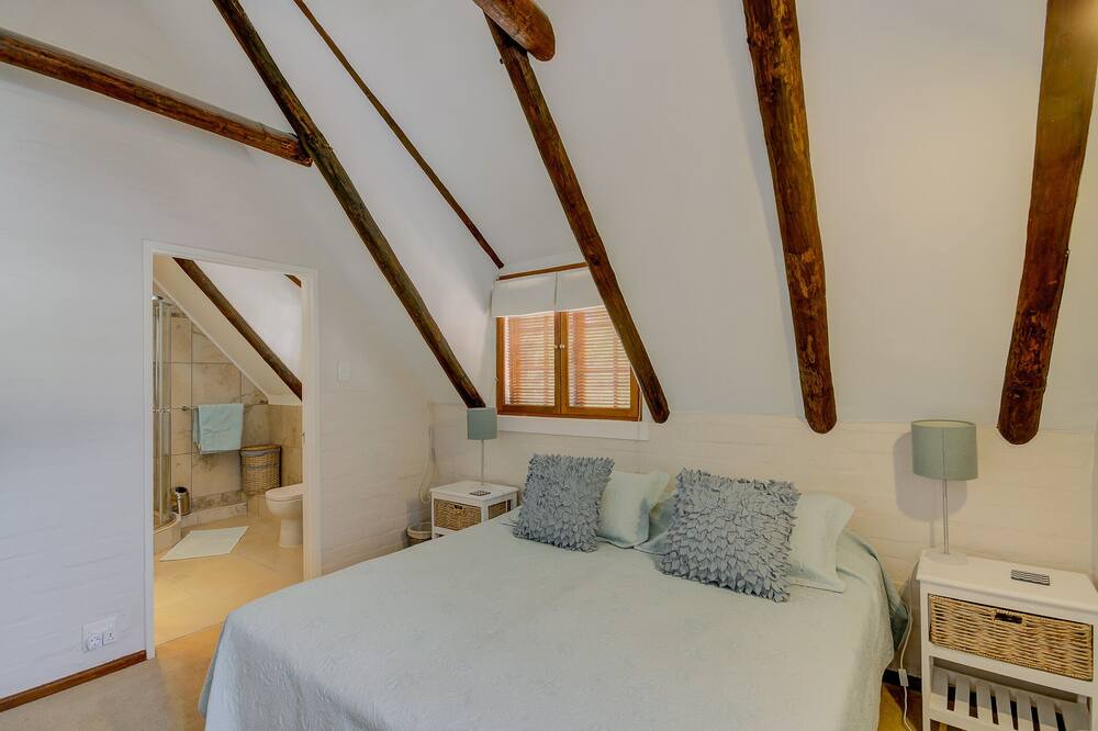 Photo of Bedroom in Somerset West