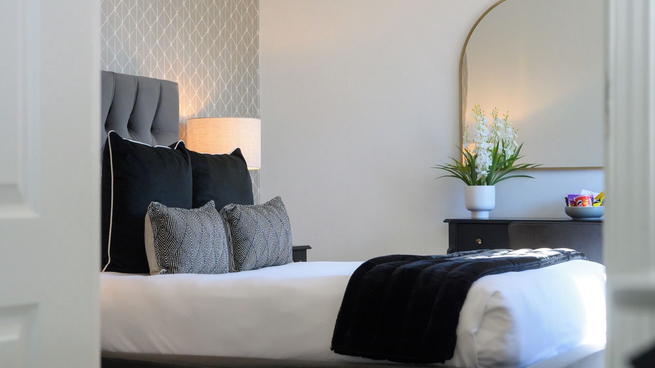 Photo of Bedroom in Kenilworth
