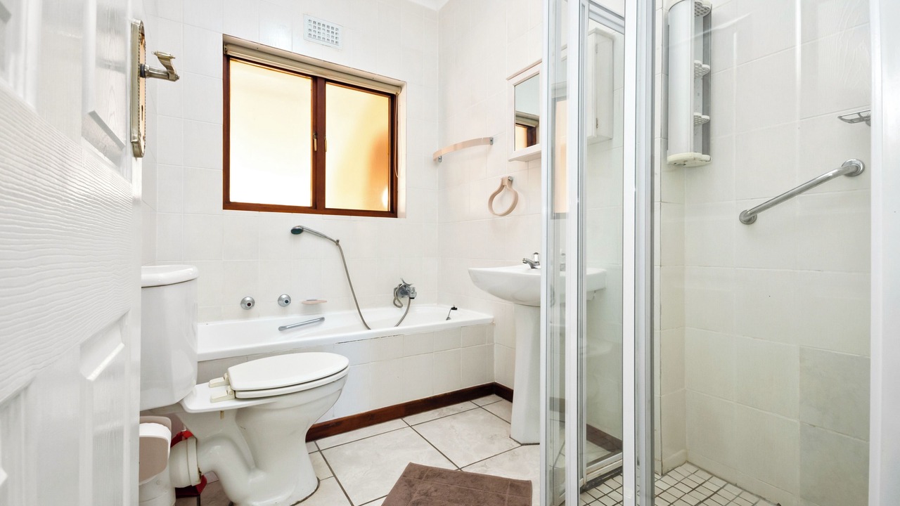 Photo of Bathroom in Montagu