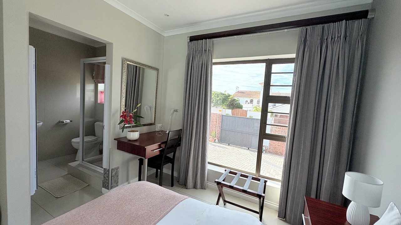 Photo of Bedroom in Bluewater Bay