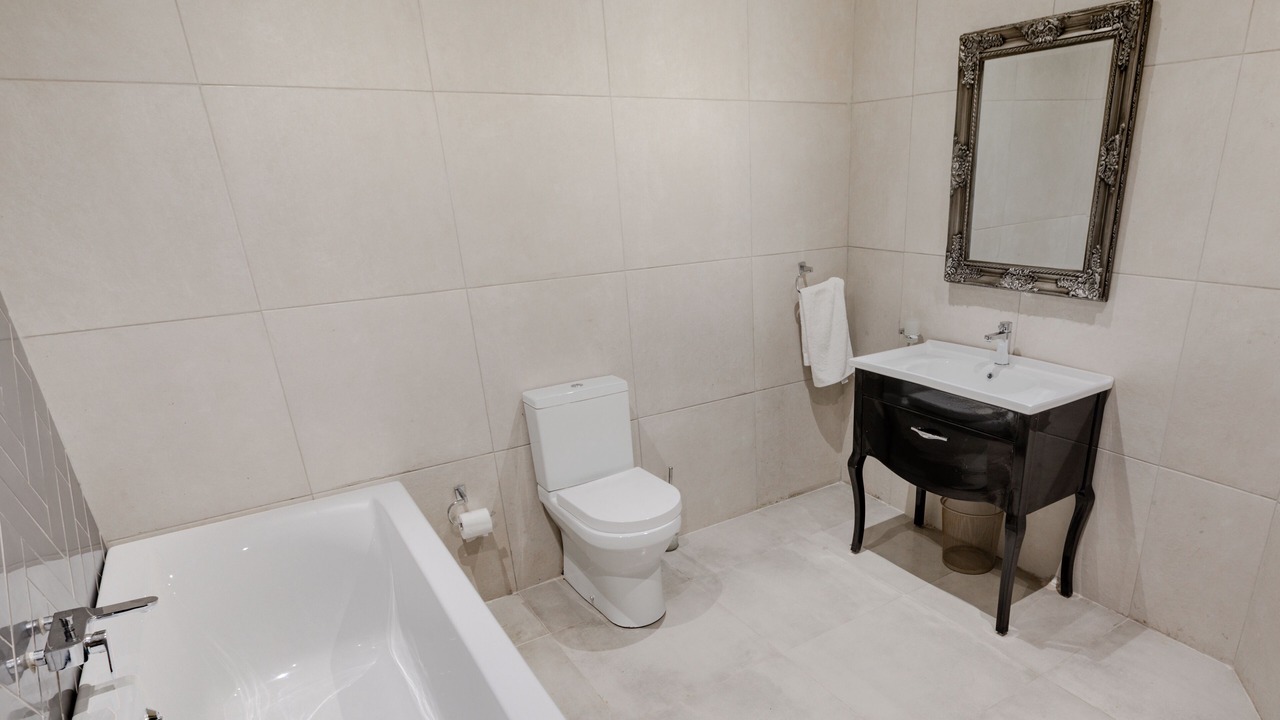 Photo of Bathroom in Essenwood