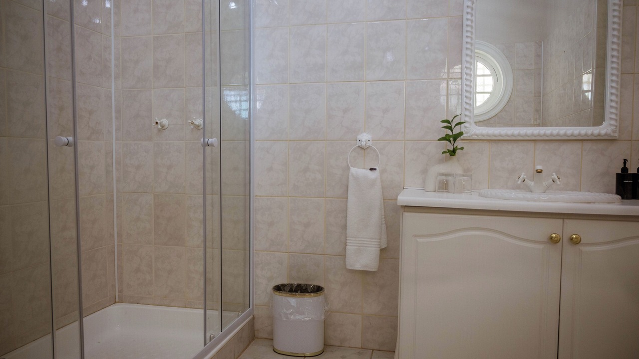 Photo of Bathroom in Oudtshoorn