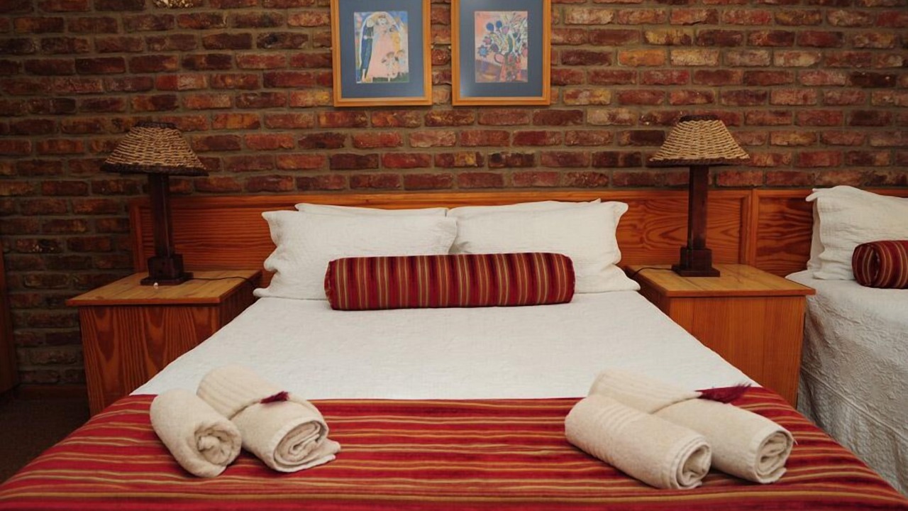 Photo of Bedroom in Oudtshoorn