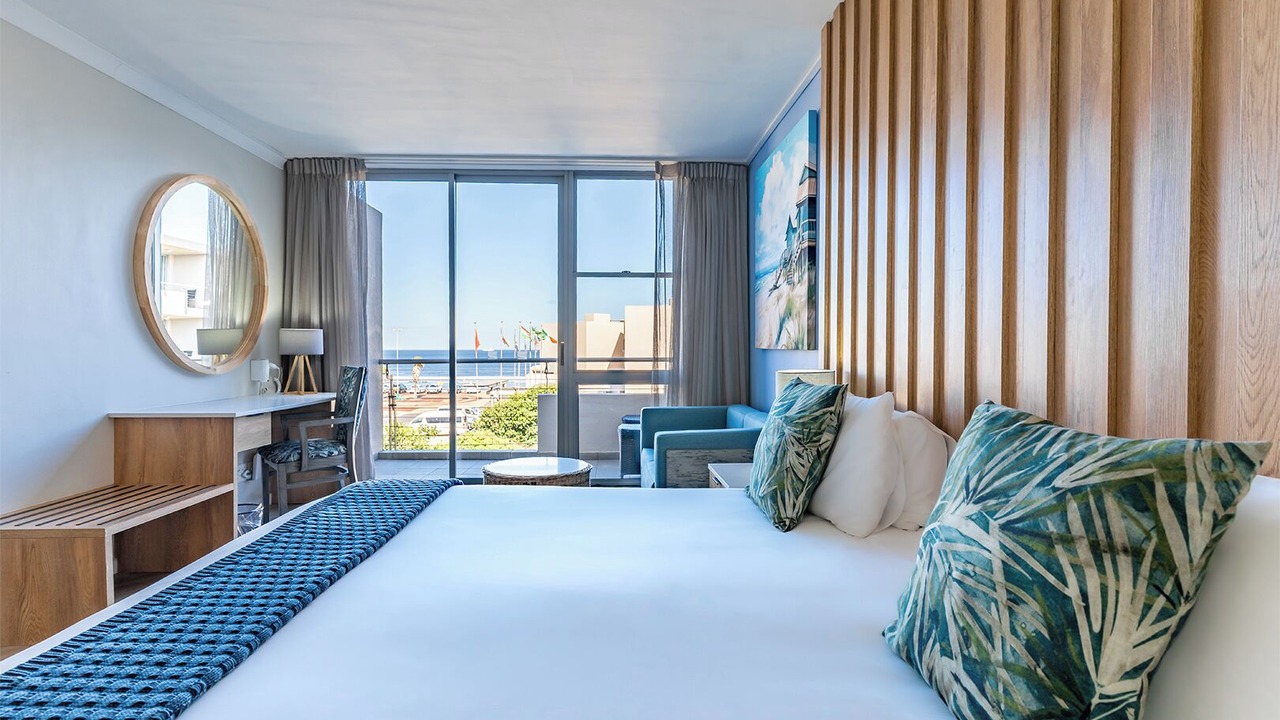 Photo of Bedroom in Lagoon Beach