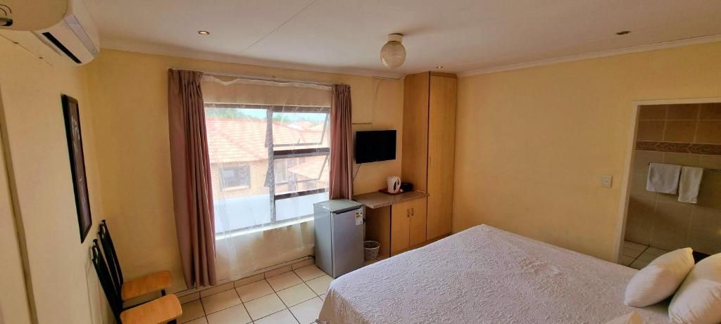 Photo of Bedroom in Moses Kotane
