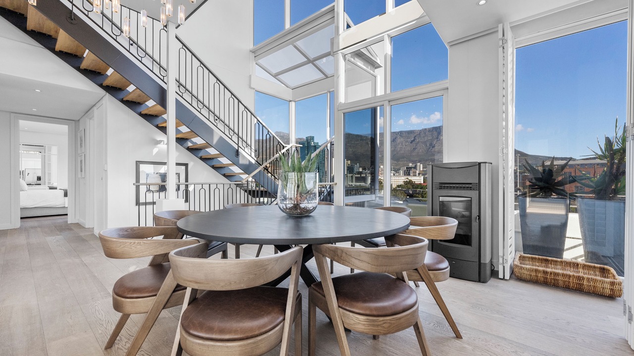 Photo of Livingroom in Victoria and Alfred Waterfront