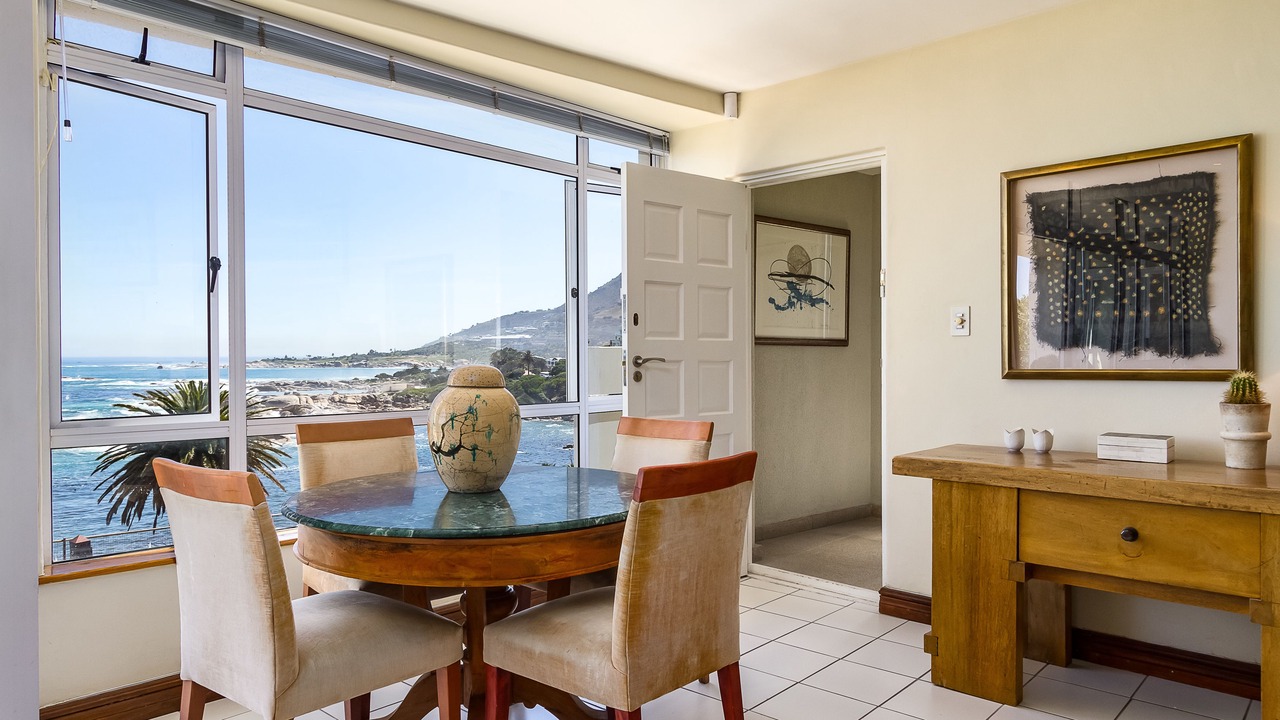 Photo of Bedroom in Camps Bay