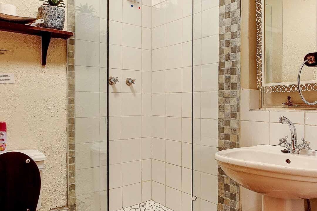 Photo of Bathroom in Strand