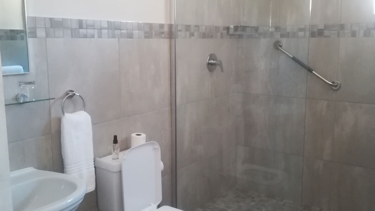Photo of Bathroom in Sunset Beach