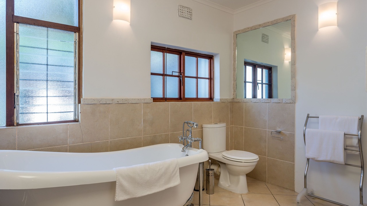 Photo of Bedroom in Somerset West