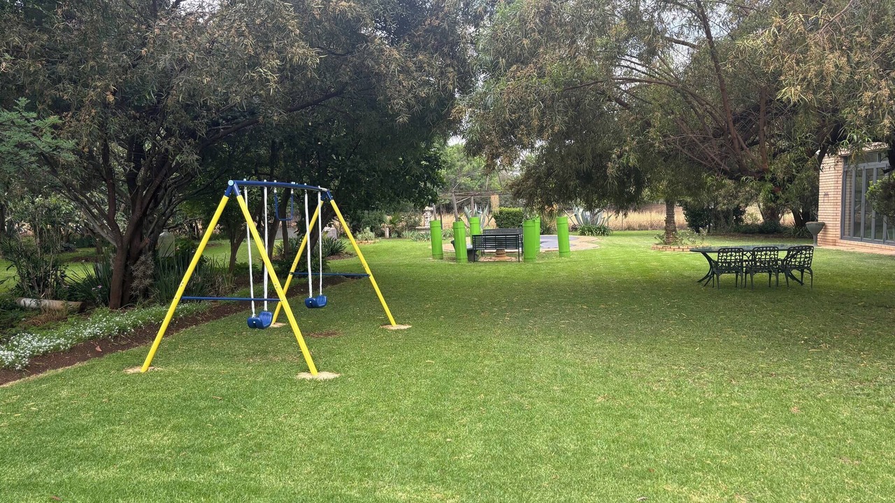 Photo of Outdoor in Akasia