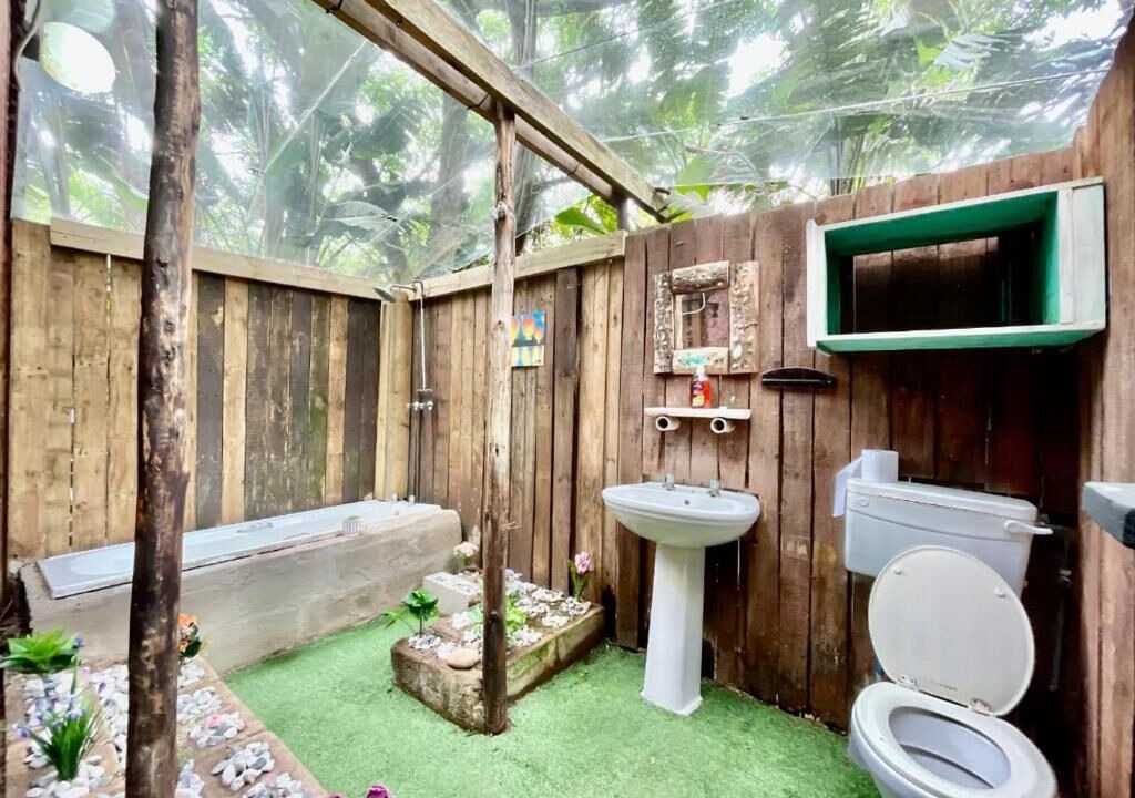 Photo of Bathroom in Umzumbe