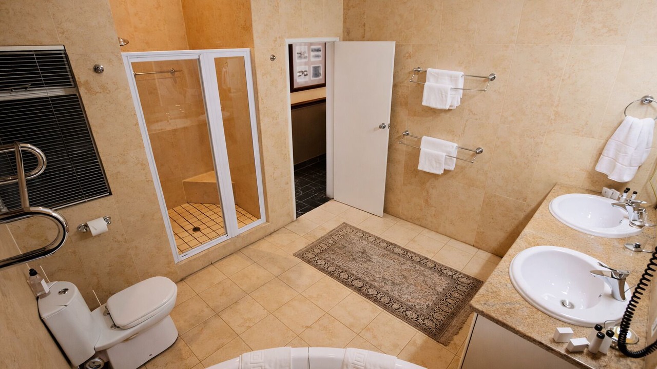 Photo of Bathroom in Queenswood