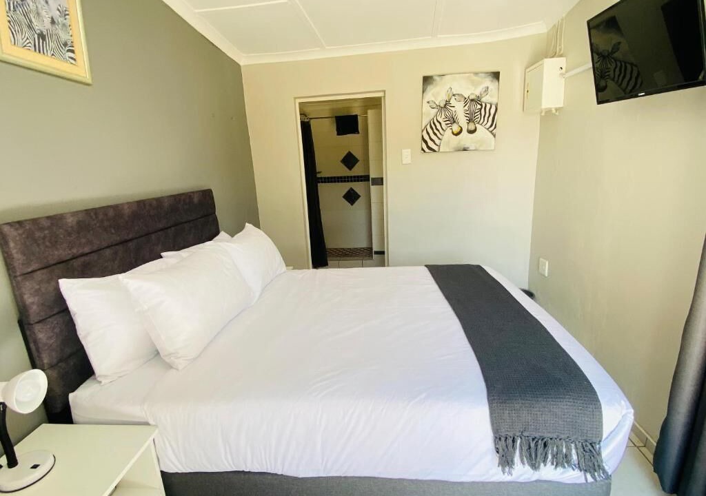 Photo of Bedroom in Melmoth