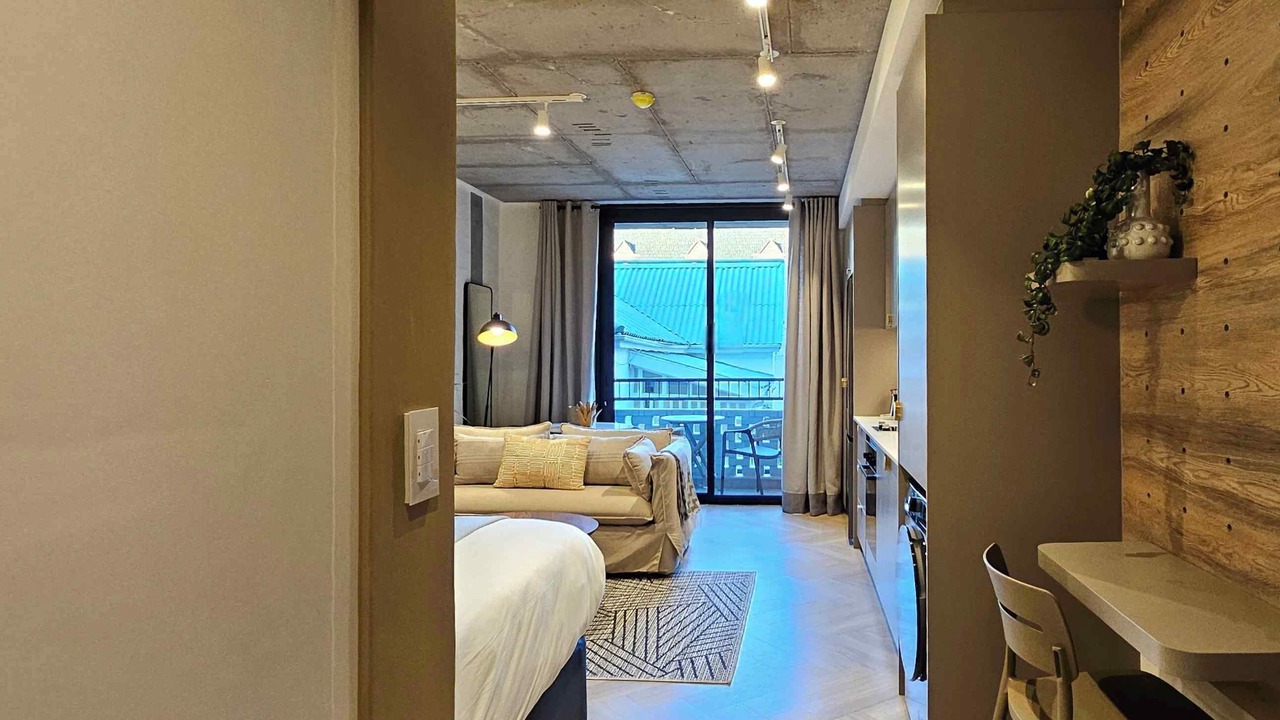 Photo of Bedroom in Sea Point