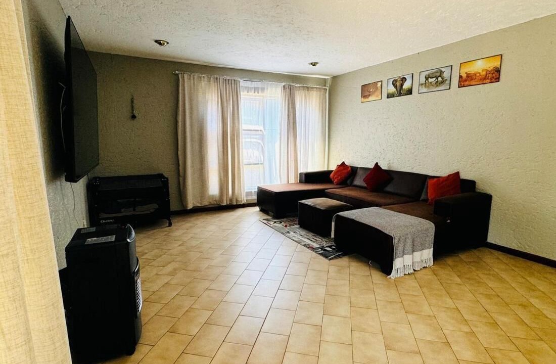 Photo of Patio Balcony in Woodmead