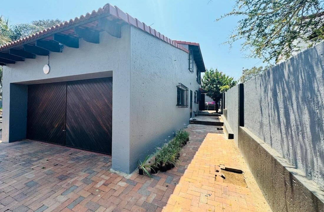 Photo of Outdoor in Woodmead