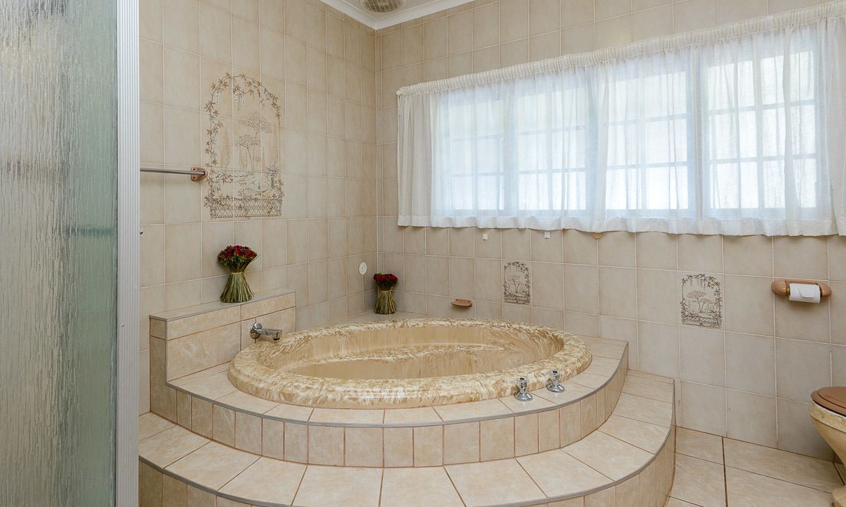 Photo of Bathroom in Port Edward