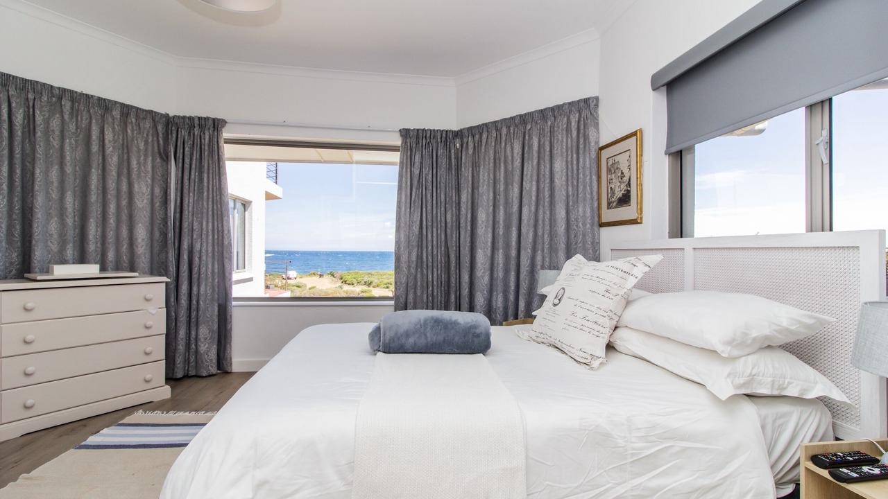 Photo of Bedroom in Sandbaai
