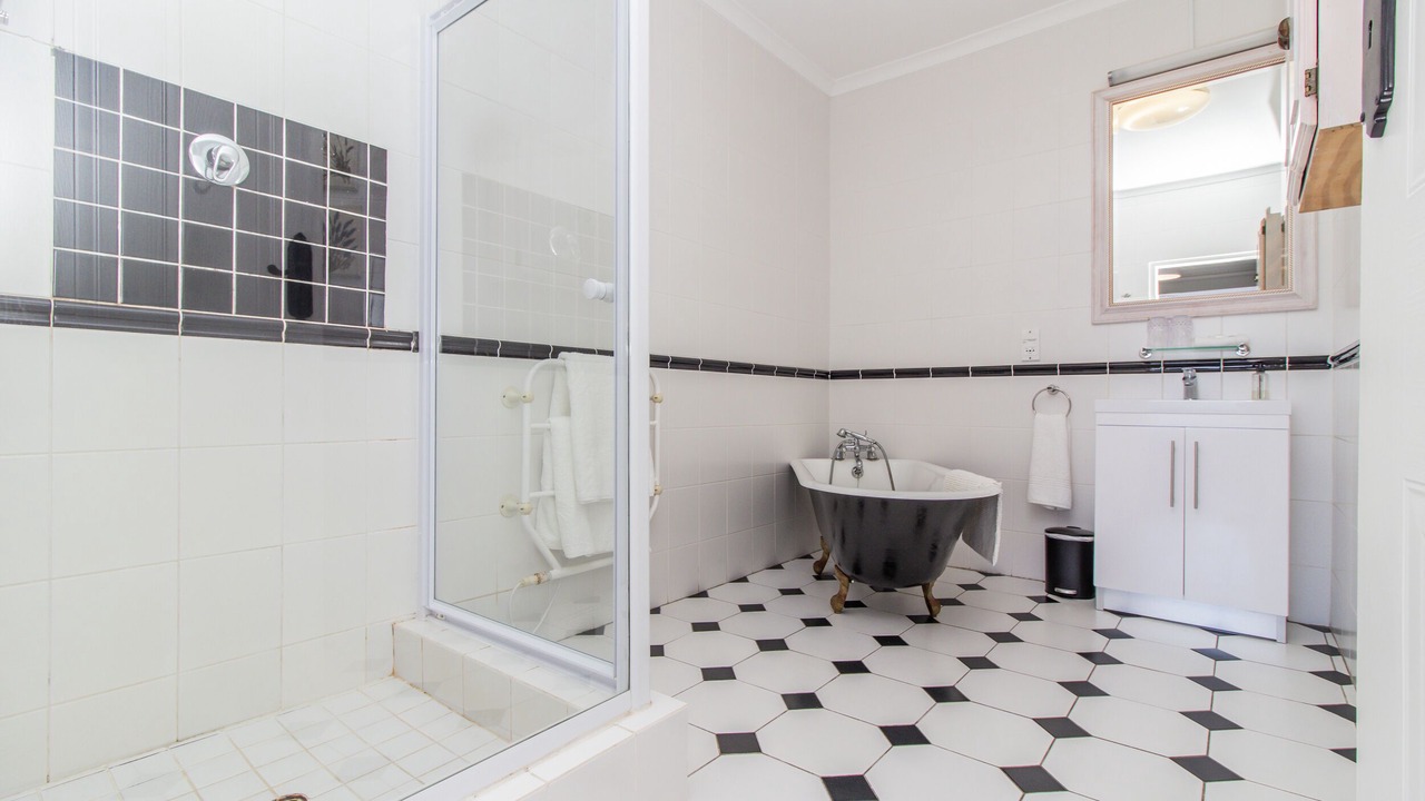 Photo of Bathroom in Sandbaai