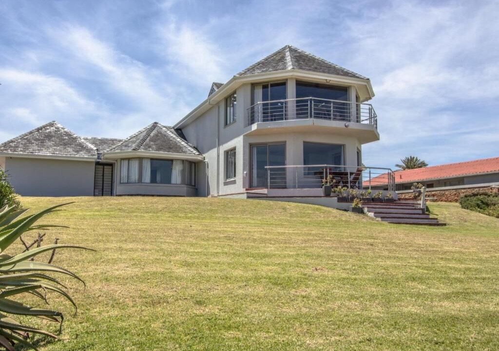 Photo of Outdoor in Sandbaai