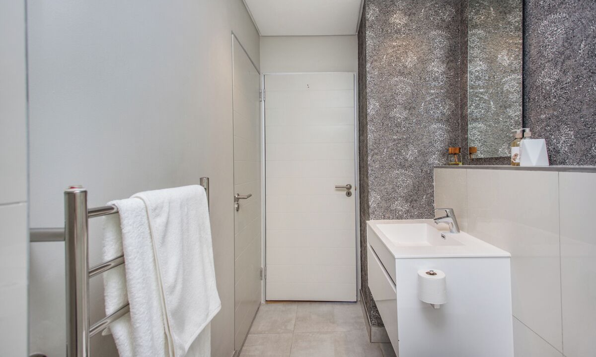 Photo of Bathroom in Cape Town City Centre