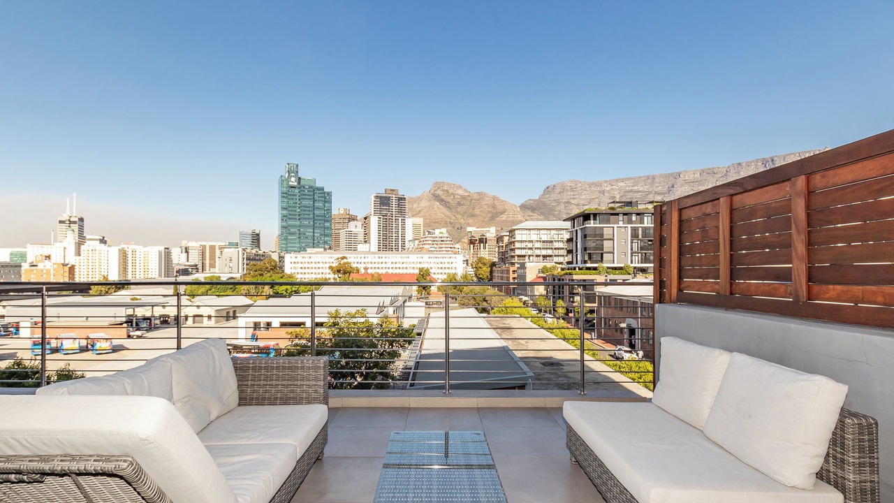 Photo of Patio Balcony in Cape Town City Centre