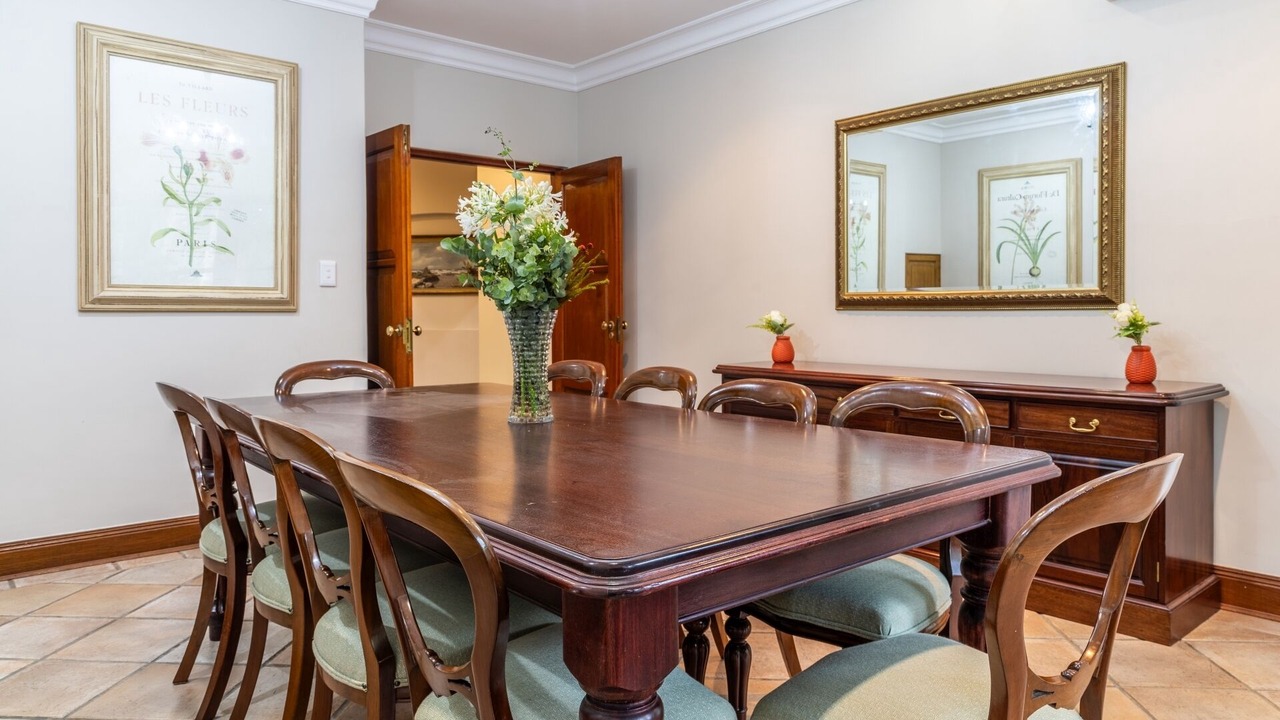 Photo of Livingroom in Pennington