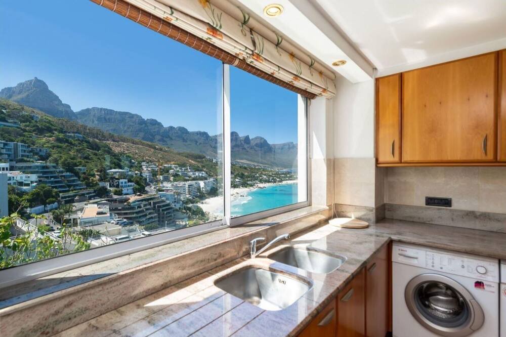 Photo of Kitchen in Bantry Bay