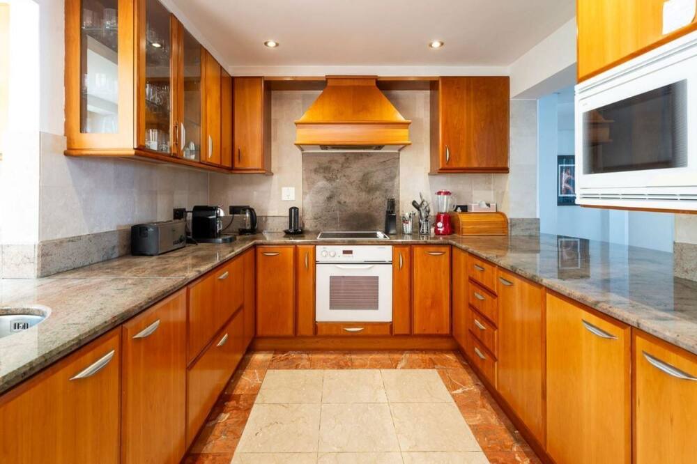 Photo of Kitchen in Bantry Bay