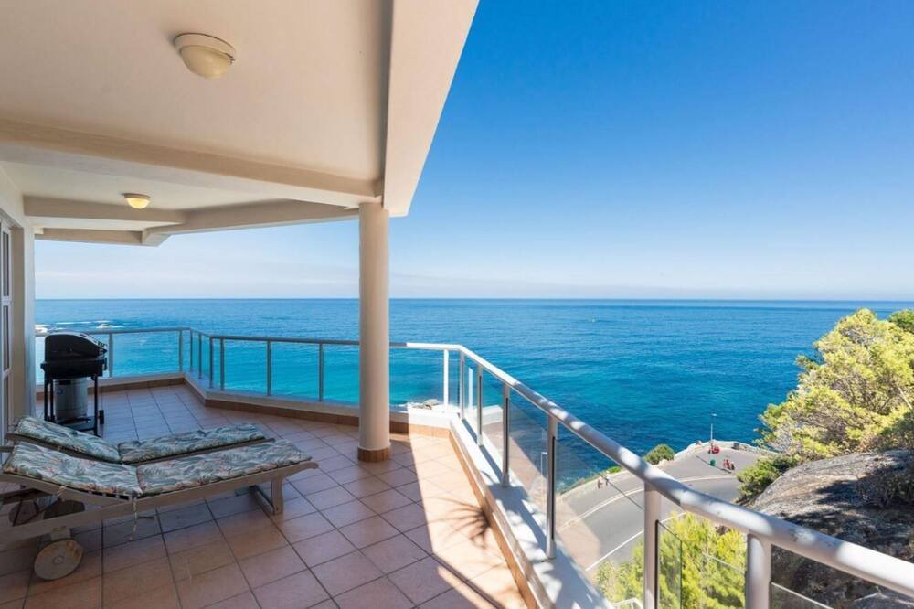 Photo of Outdoor in Bantry Bay