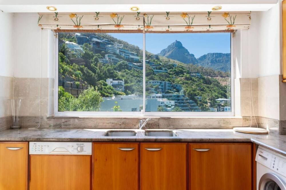 Photo of Kitchen in Bantry Bay