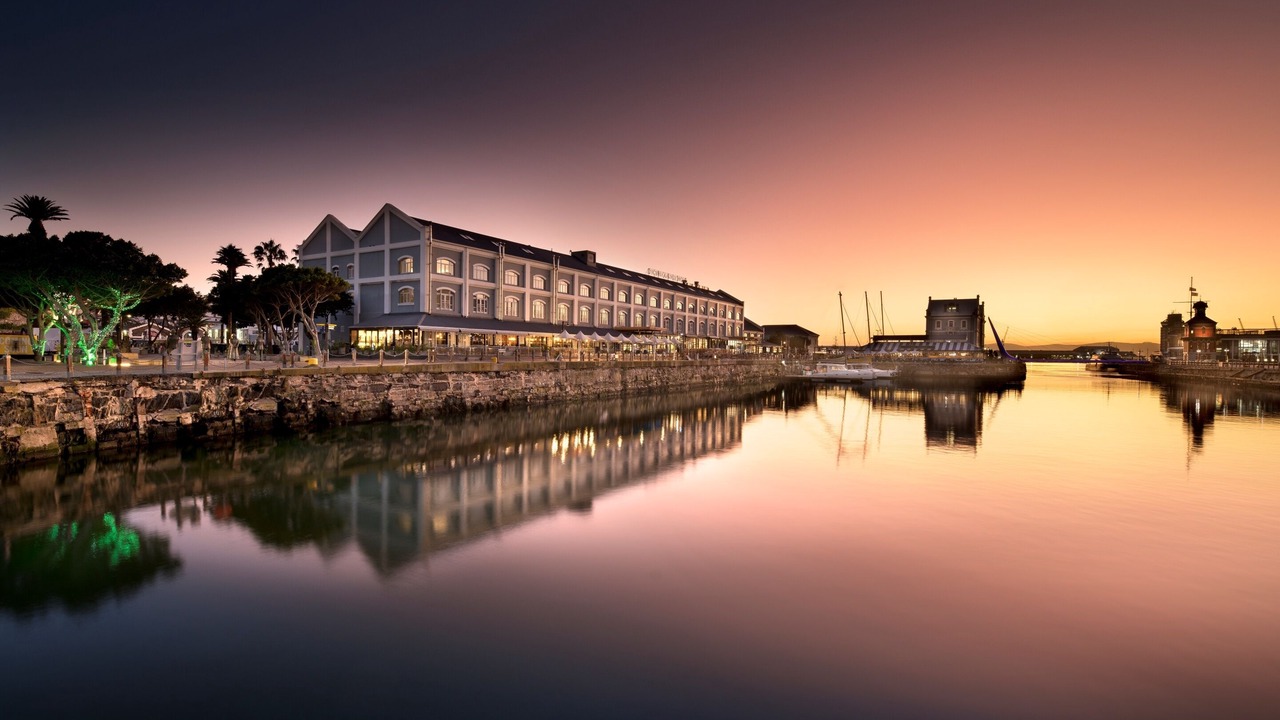 Photo of Outdoor in Victoria and Alfred Waterfront