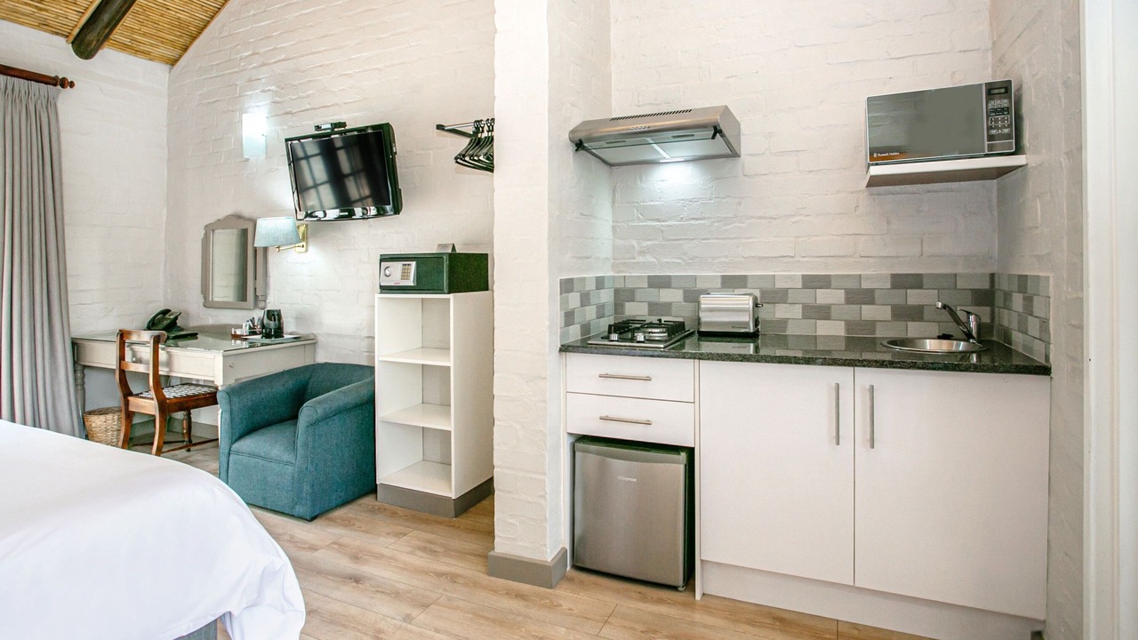 Photo of Bedroom in Oudtshoorn