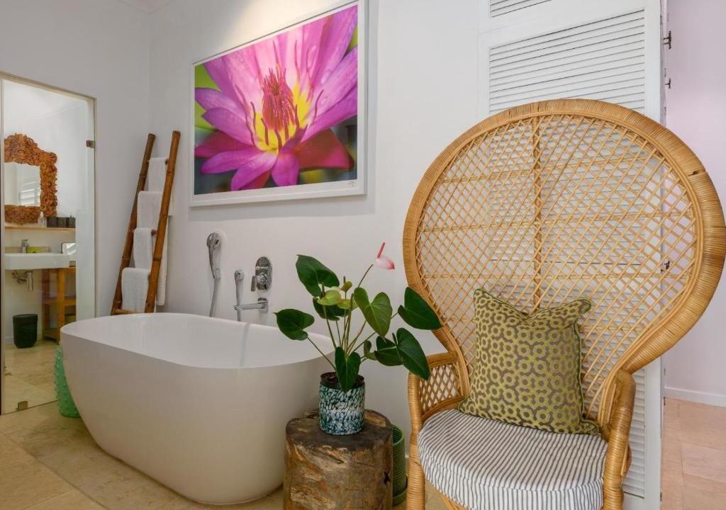 Photo of Bathroom in Trafalgar