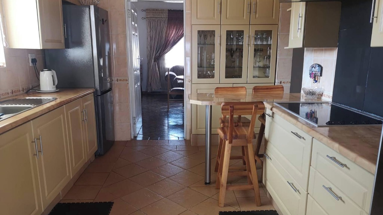 Photo of Livingroom in Bojanala