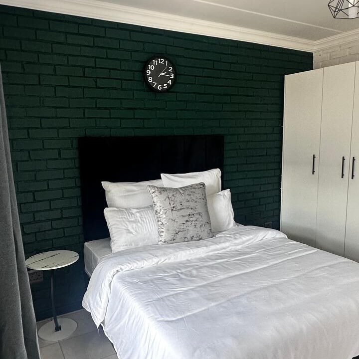 Photo of Bedroom in Bloemfontein