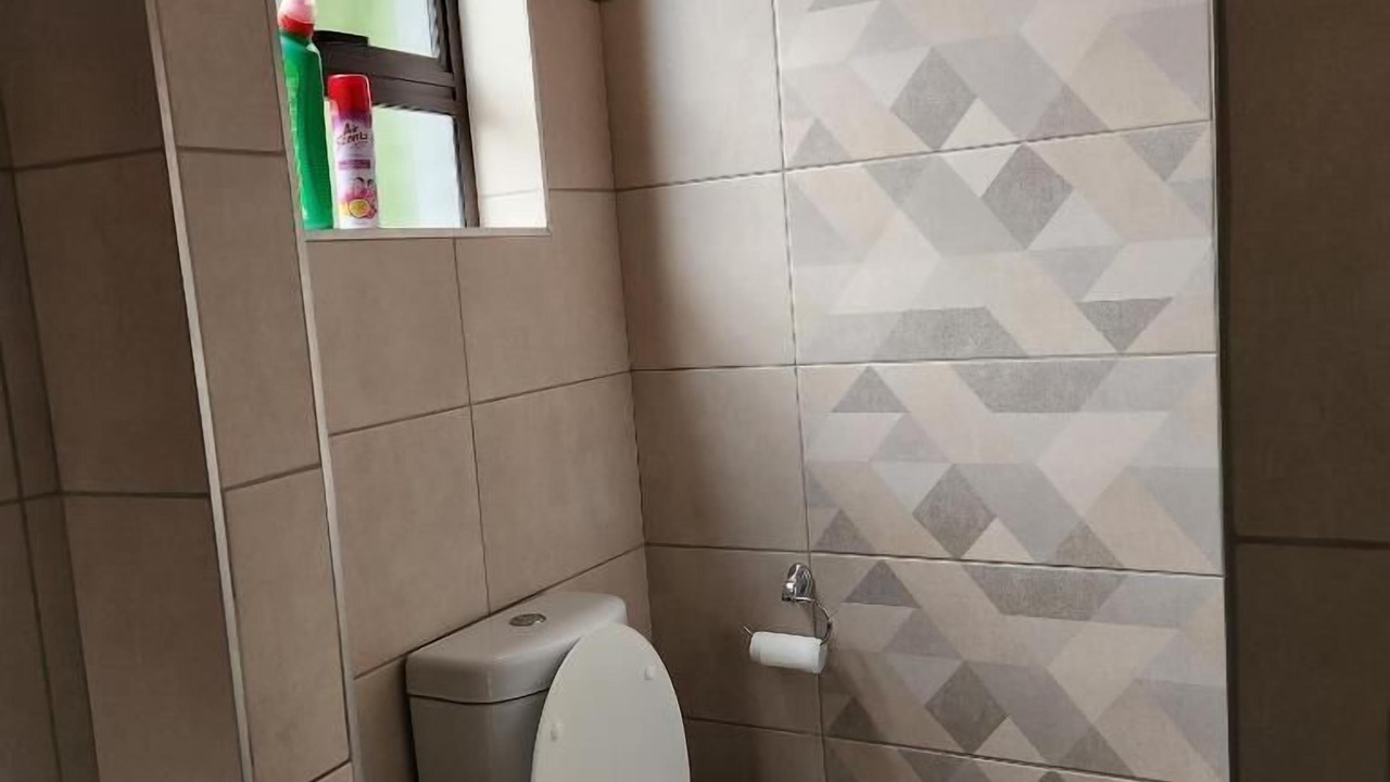 Photo of Bathroom in Akasia