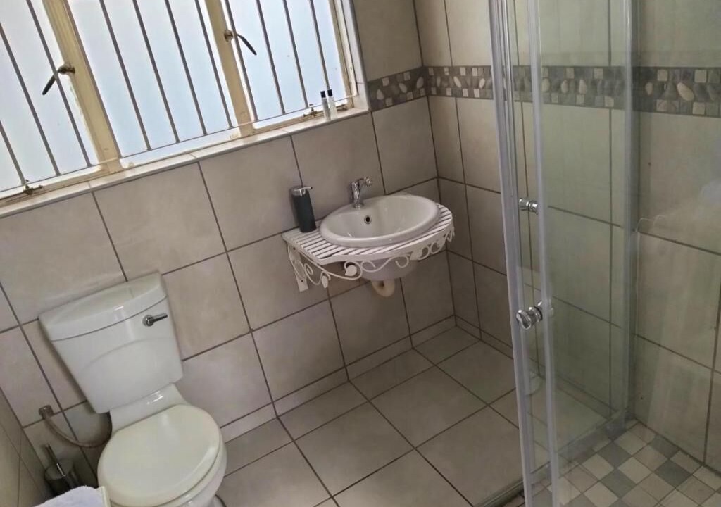 Photo of Bathroom in Fichardt Park