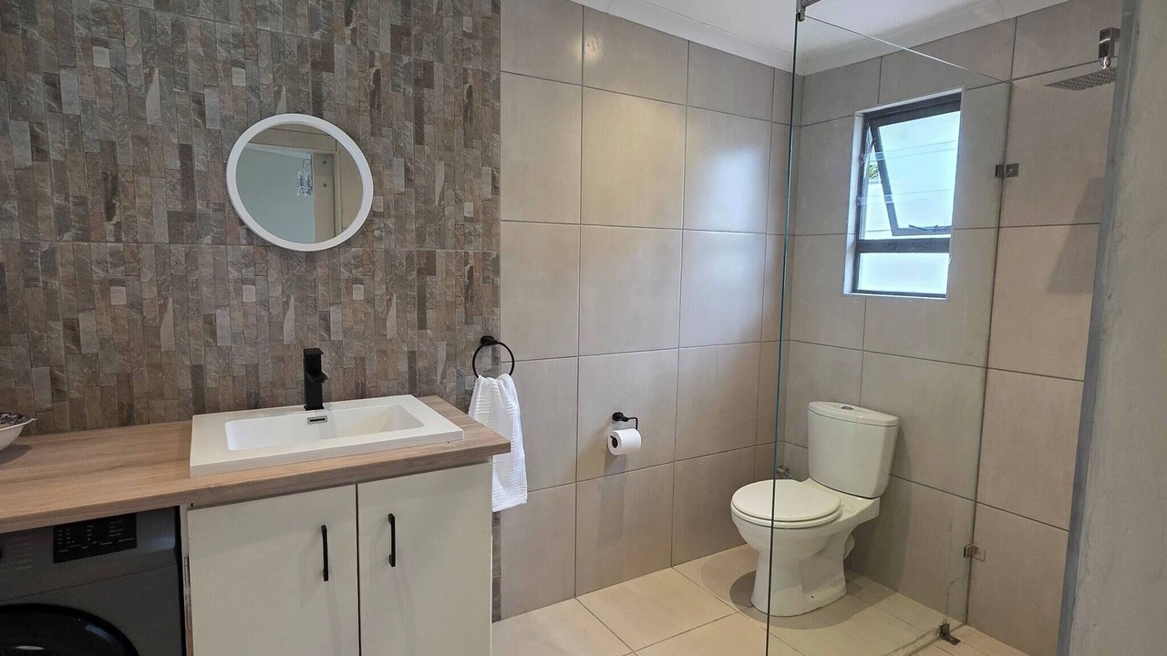 Photo of Bathroom in Gonubie