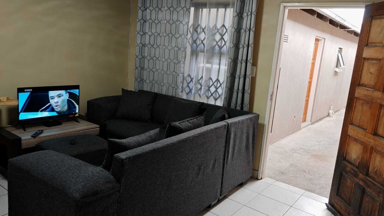 Photo of Bedroom in Embalenhle