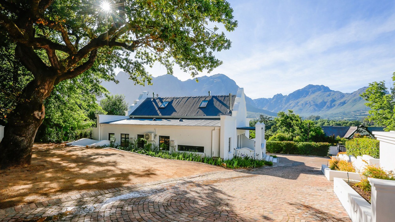Photo of Bedroom in Cape Winelands