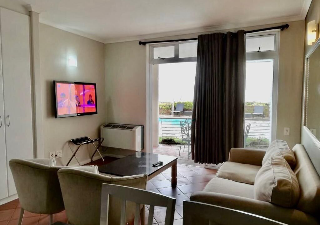 Photo of Bedroom in Lagoon Beach