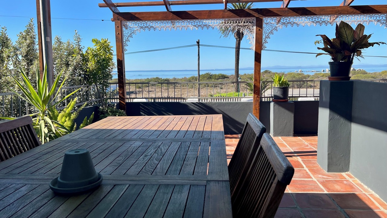 Photo of Outdoor in Shelley Point