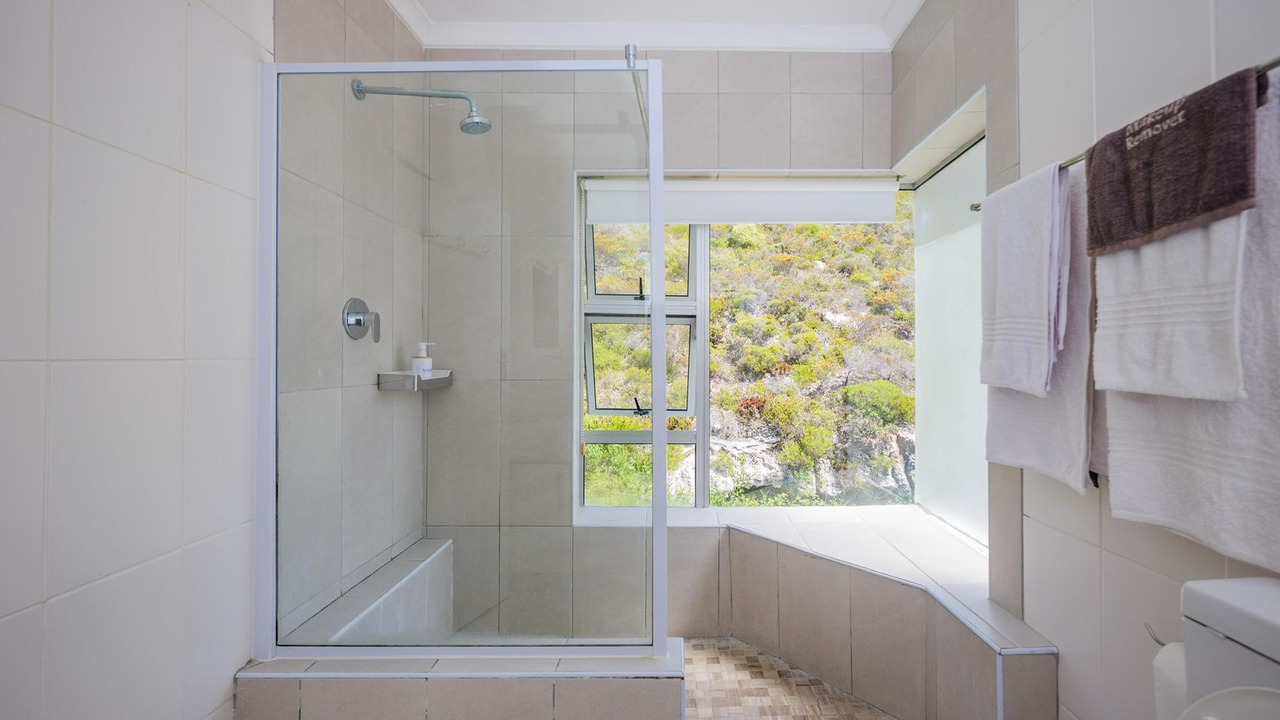 Photo of Bathroom in L'Agulhas