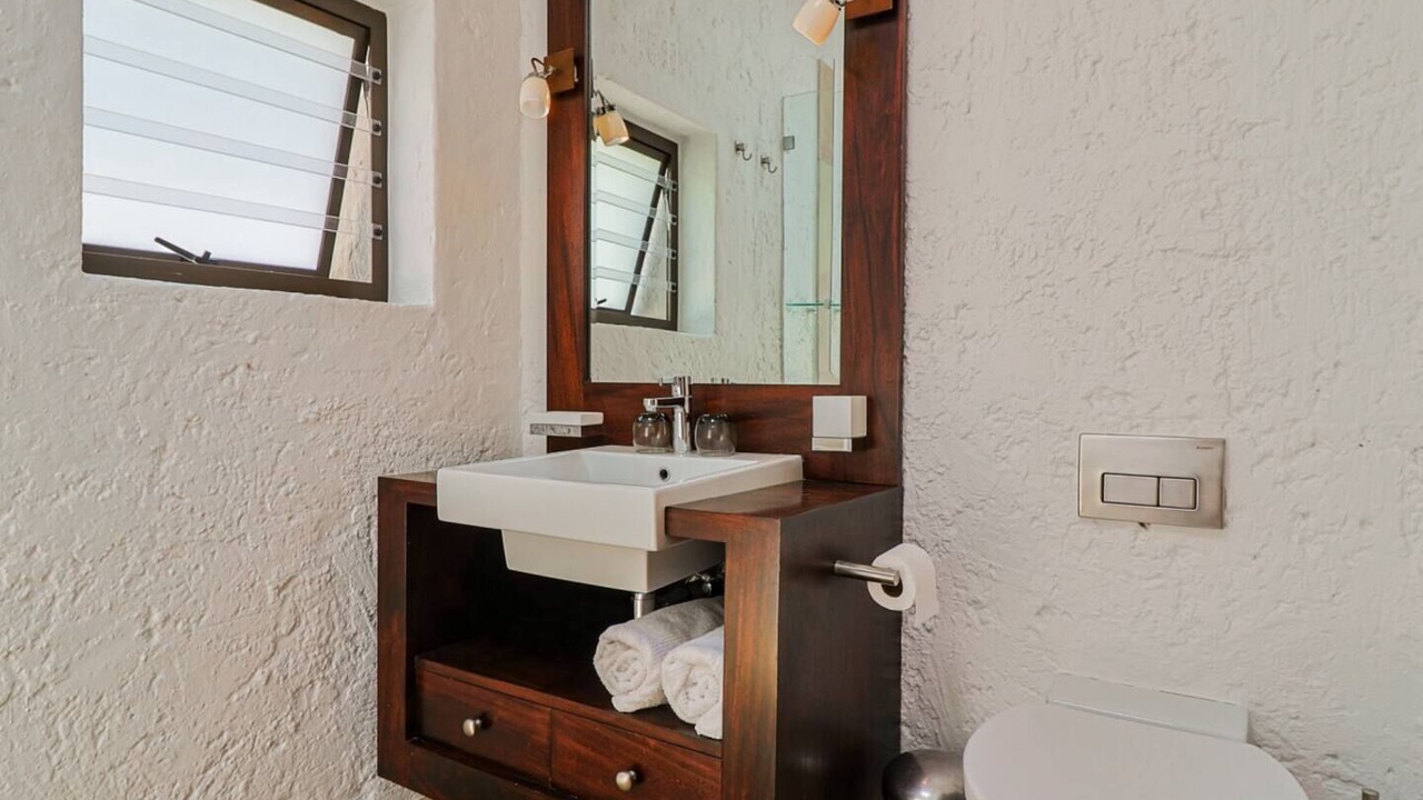 Photo of Bathroom in Eastcliff